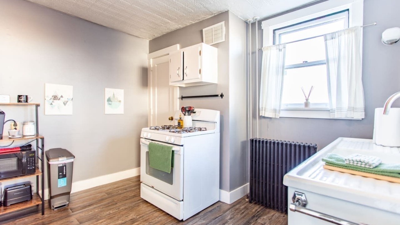 Photo of Kitchen in South Side Slopes