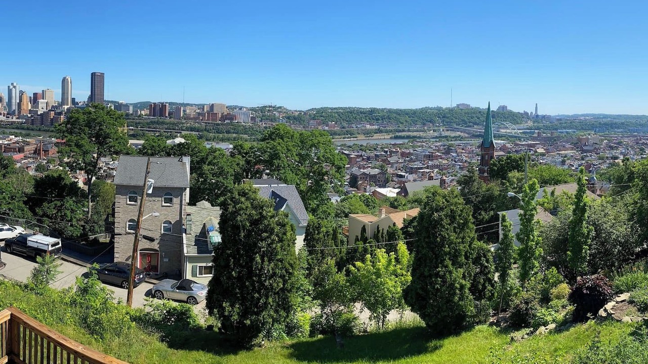 Photo of Others in South Side Slopes