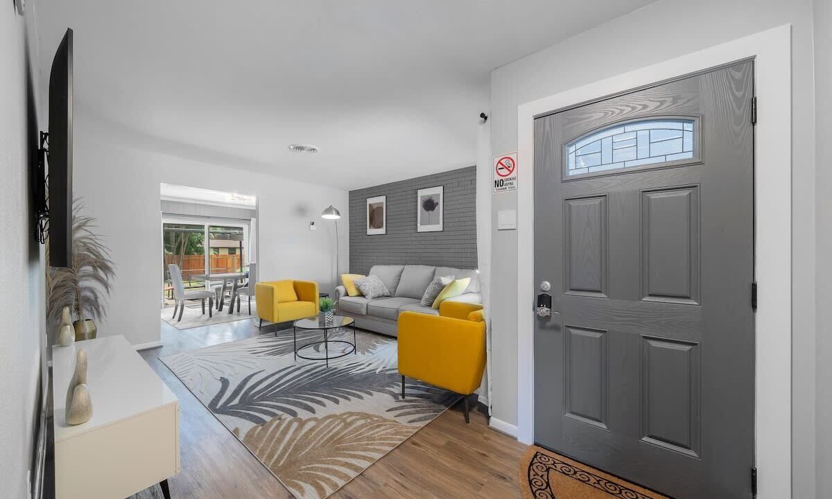 Photo of Livingroom in Richardson