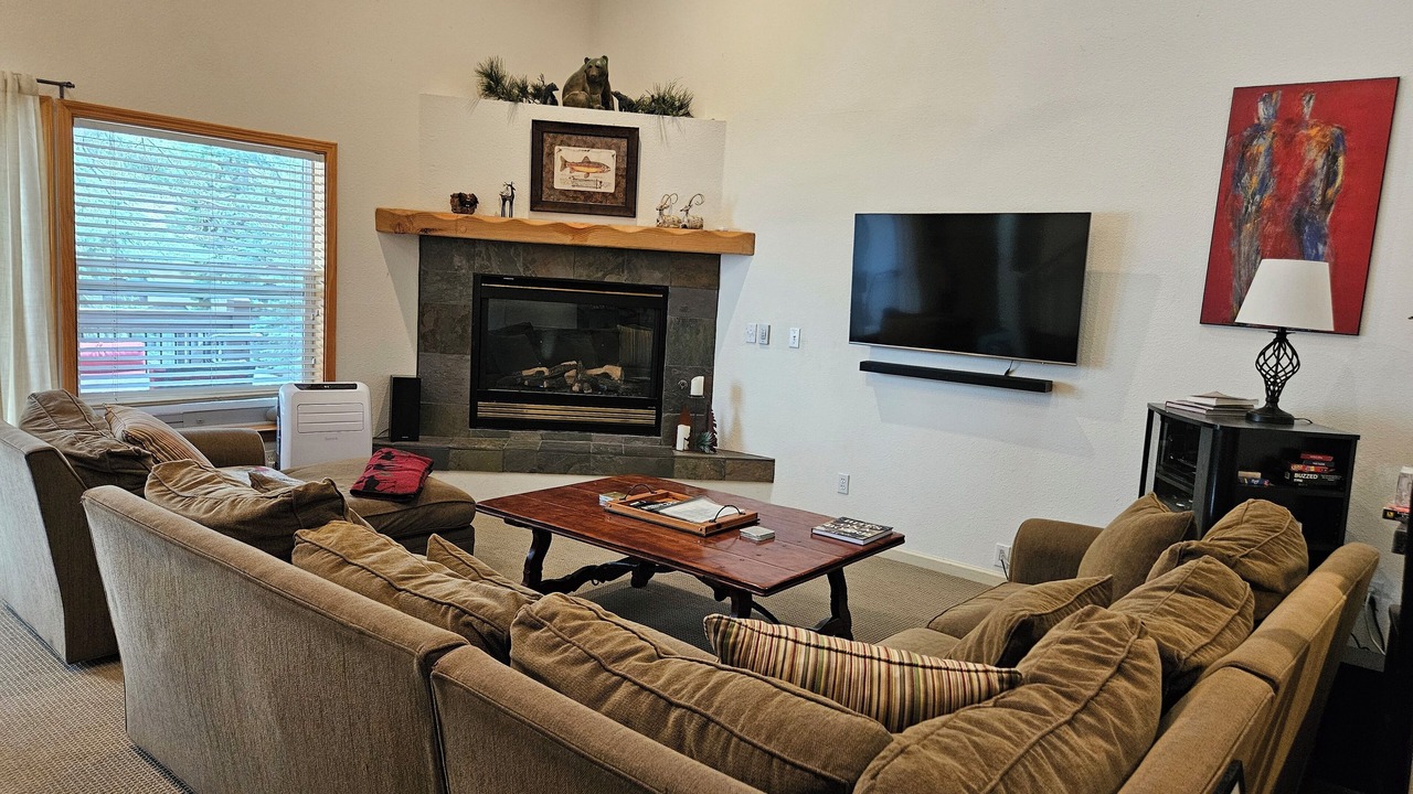 Photo of Livingroom in Olympic Valley