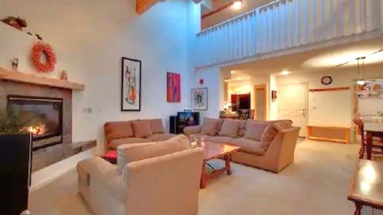 Photo of Livingroom in Olympic Valley
