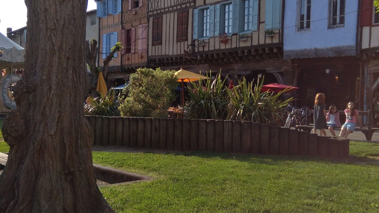 Photo of Outdoor in Camon