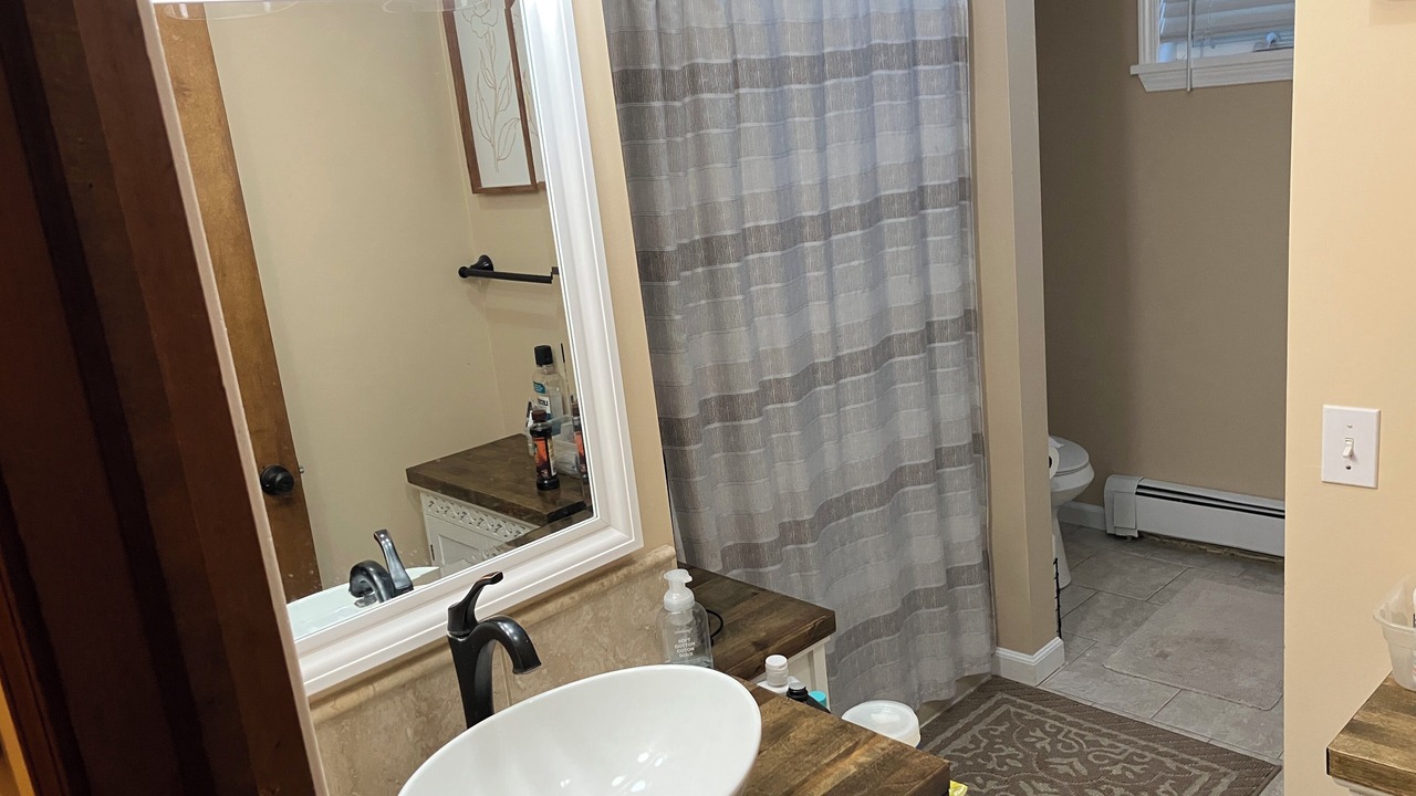 Photo of Bathroom in Dunkirk