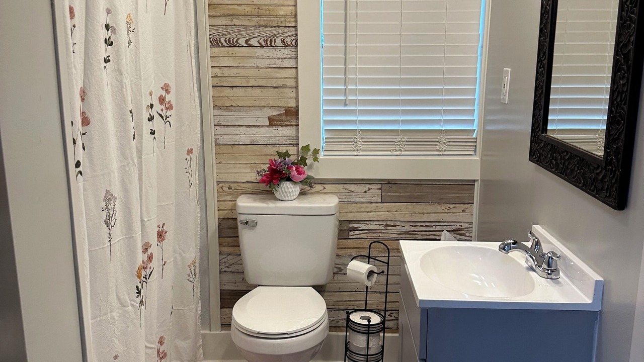Photo of Bathroom in Scott