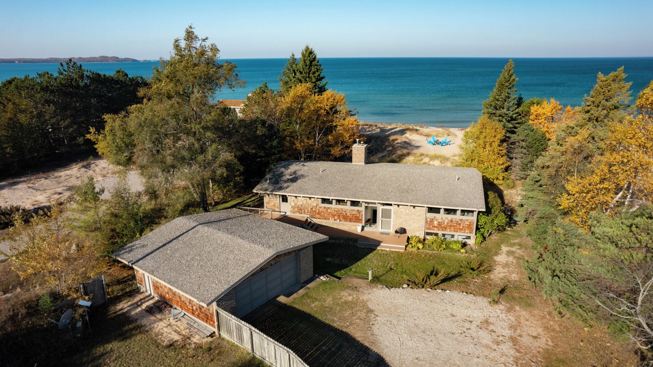 Photo of Outdoor in Northport