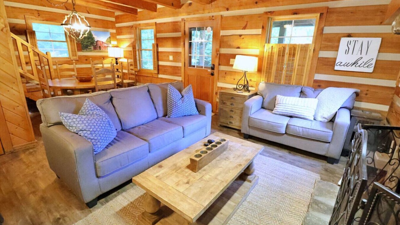 Photo of Livingroom in Cherokee
