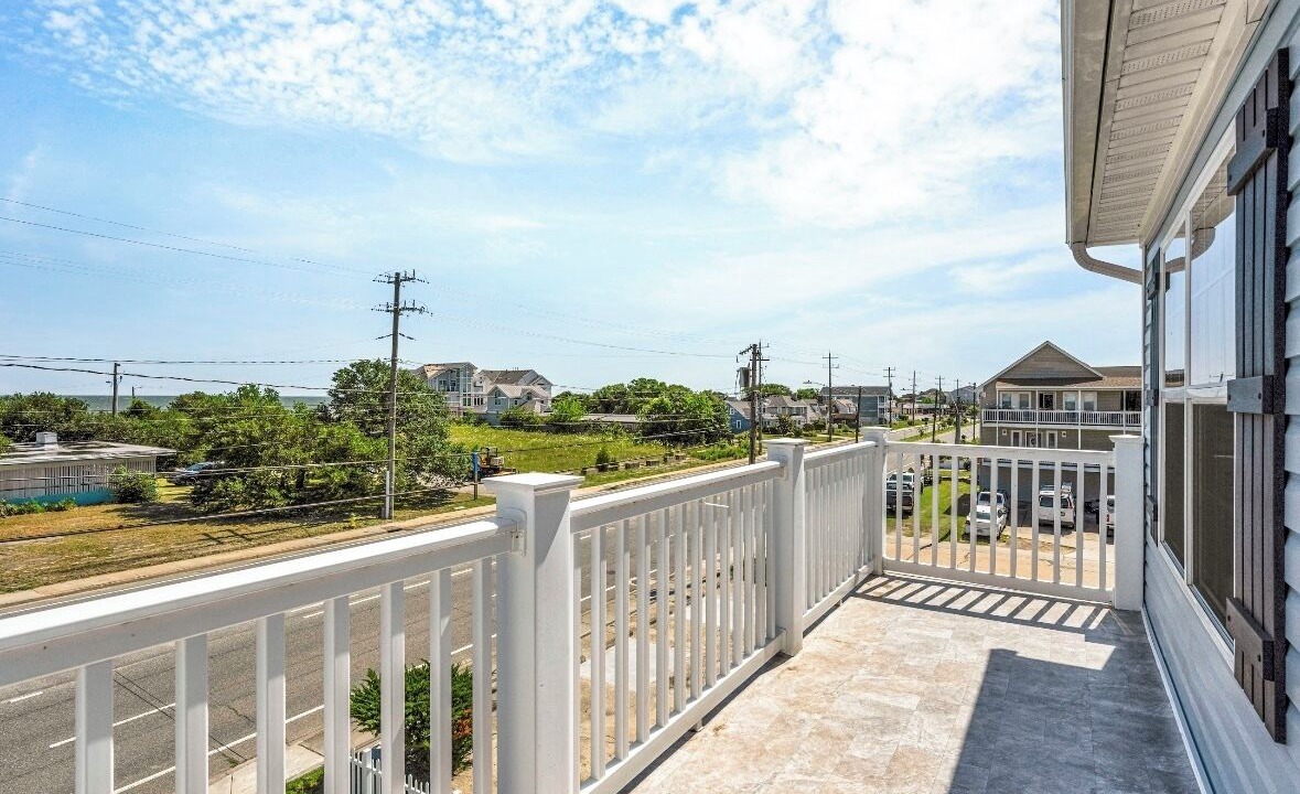 Photo of Patio Balcony in Willoughby Spit