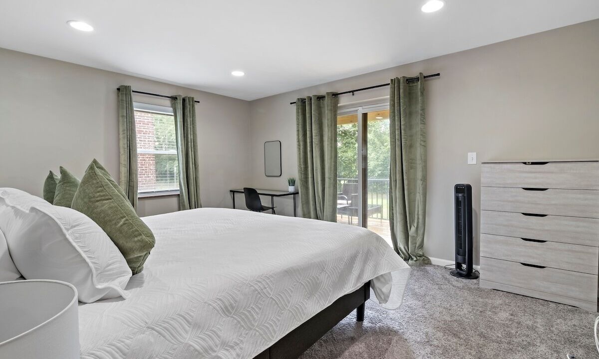 Photo of Bedroom in Oakley