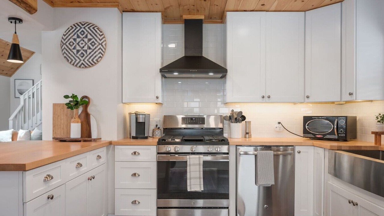 Photo of Kitchen in South Nags Head
