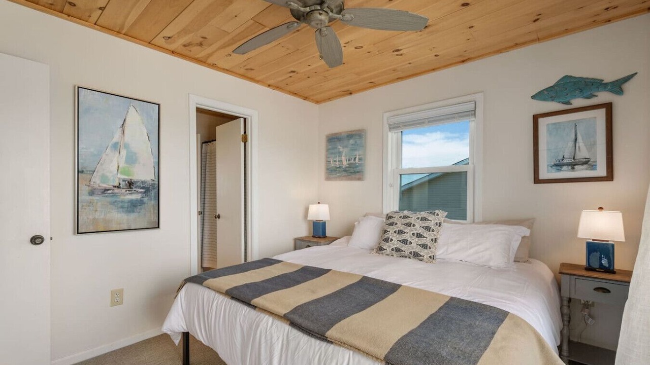 Photo of Bedroom in South Nags Head