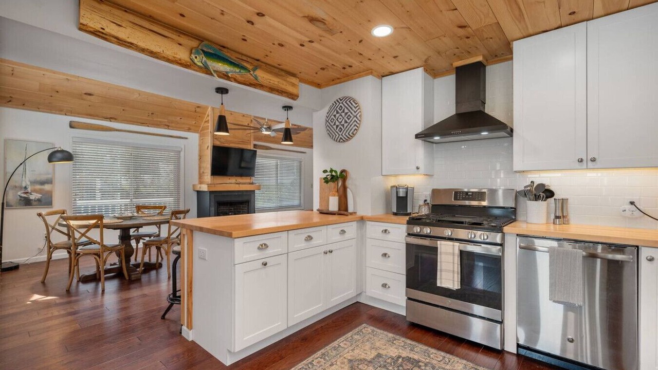 Photo of Kitchen in South Nags Head