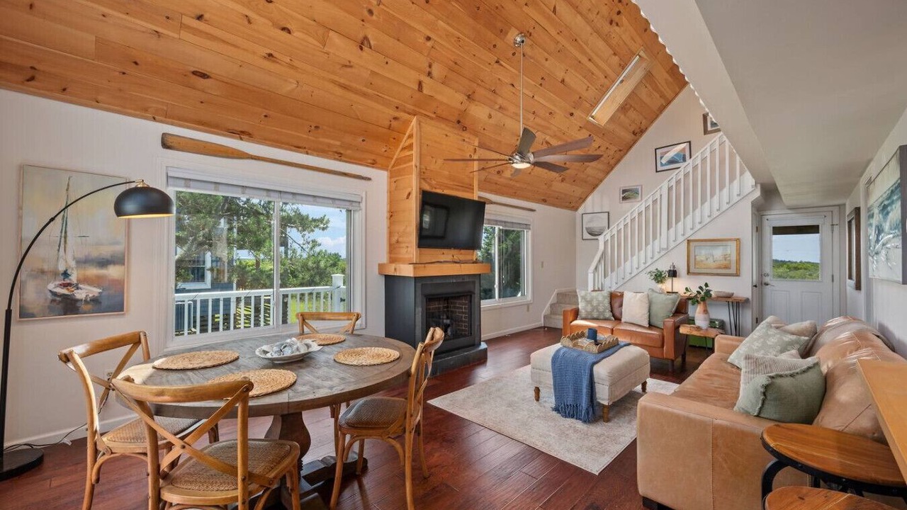 Photo of Livingroom in South Nags Head