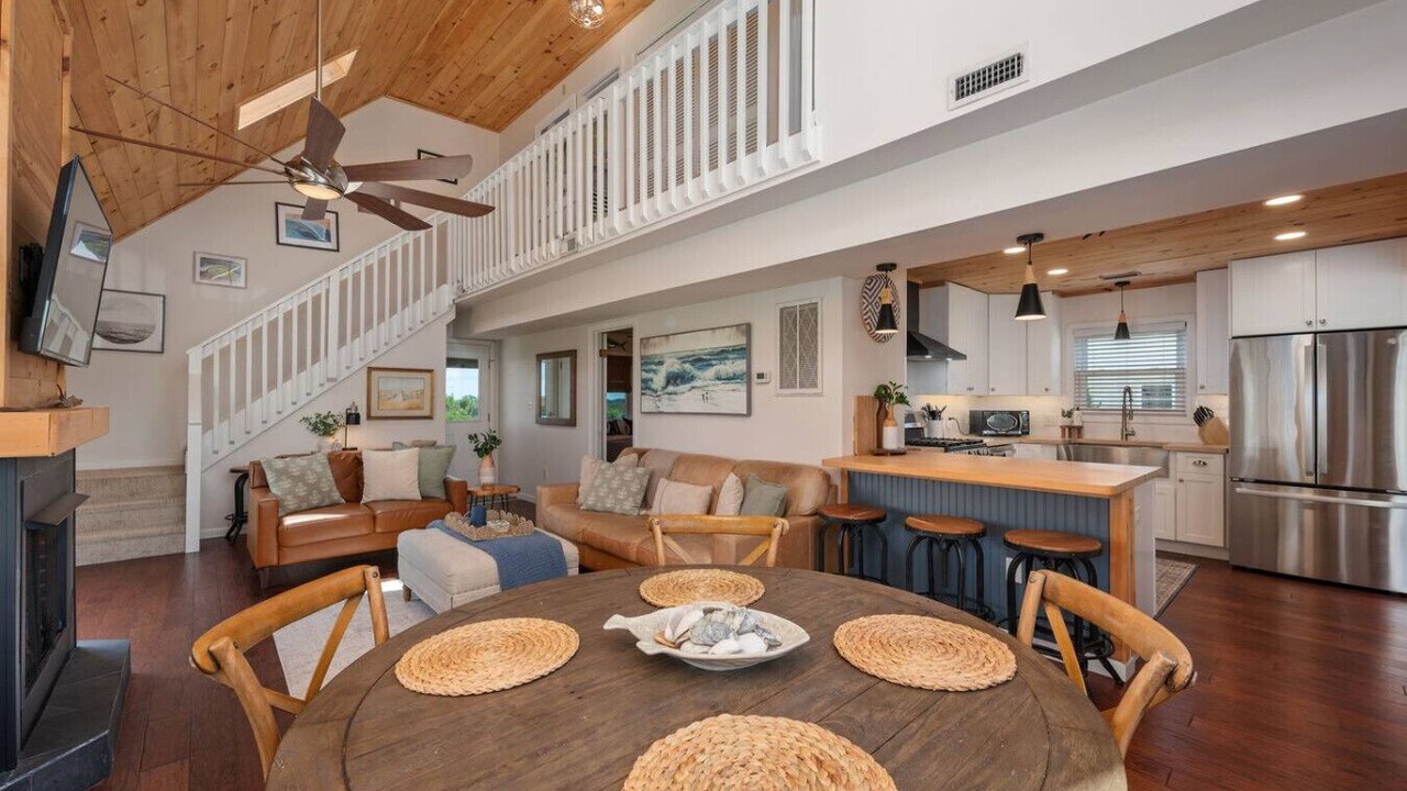 Photo of Livingroom in South Nags Head