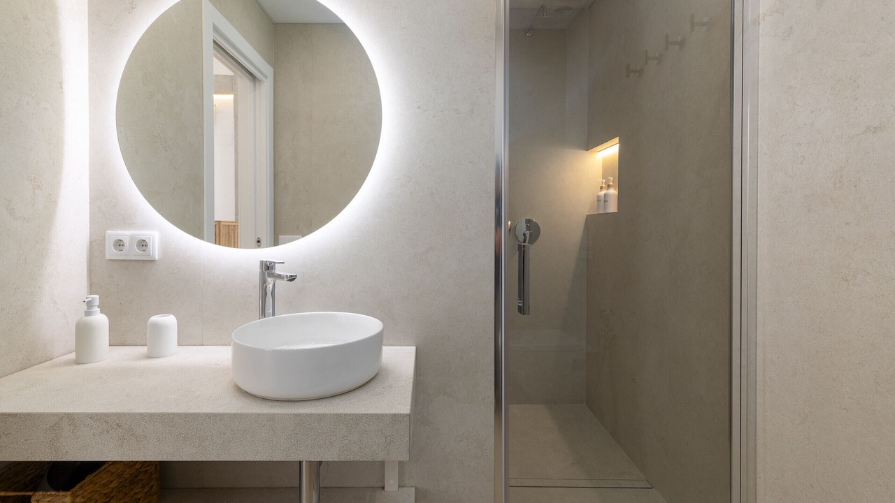 Photo of Bathroom in El Cabanyal