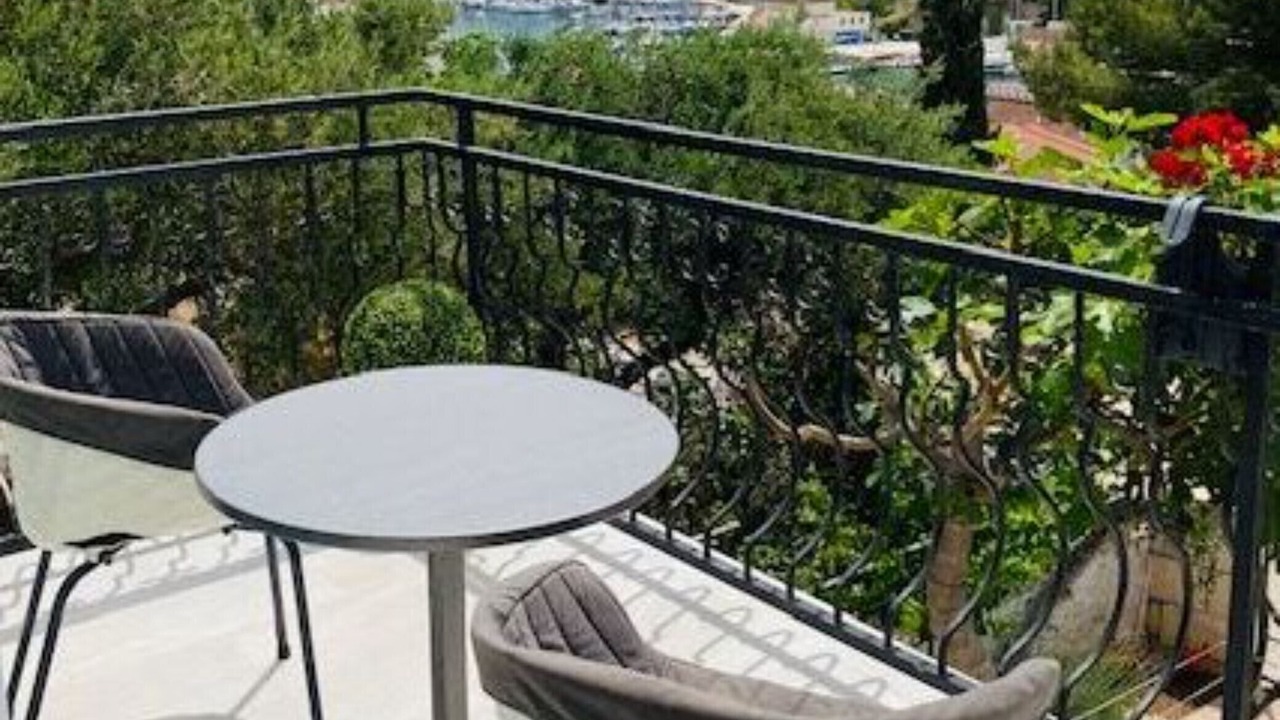 Photo of Patio Balcony in Cove Makarac (Milna)