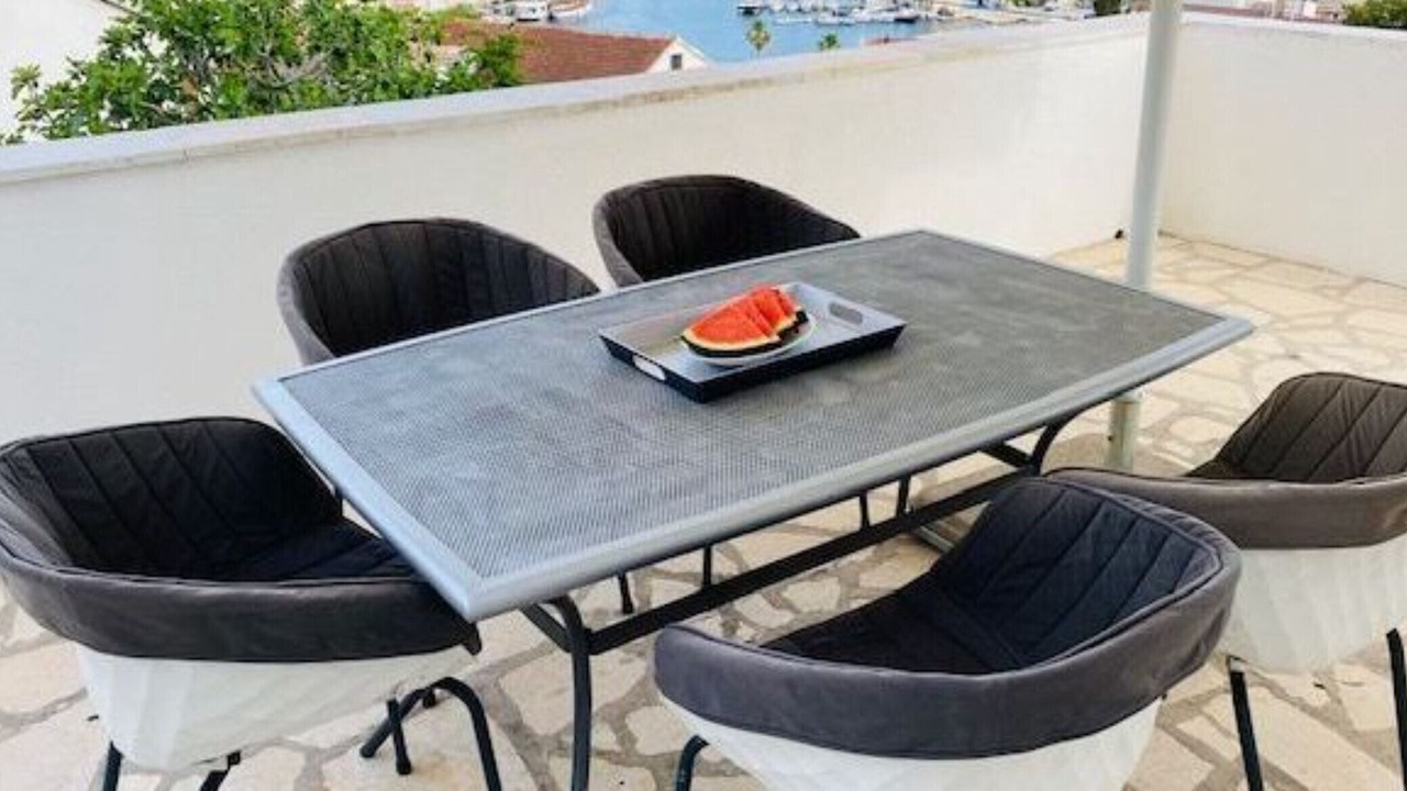 Photo of Patio Balcony in Cove Makarac (Milna)