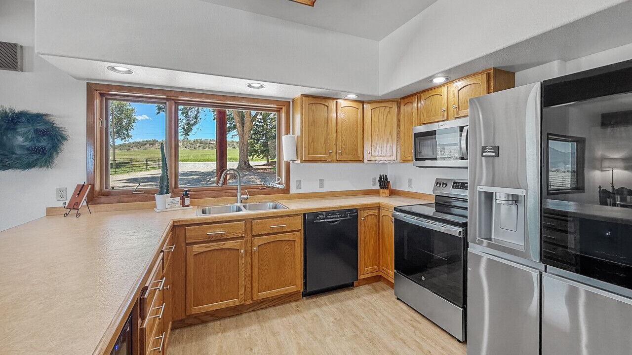 Photo of Kitchen in Lazear