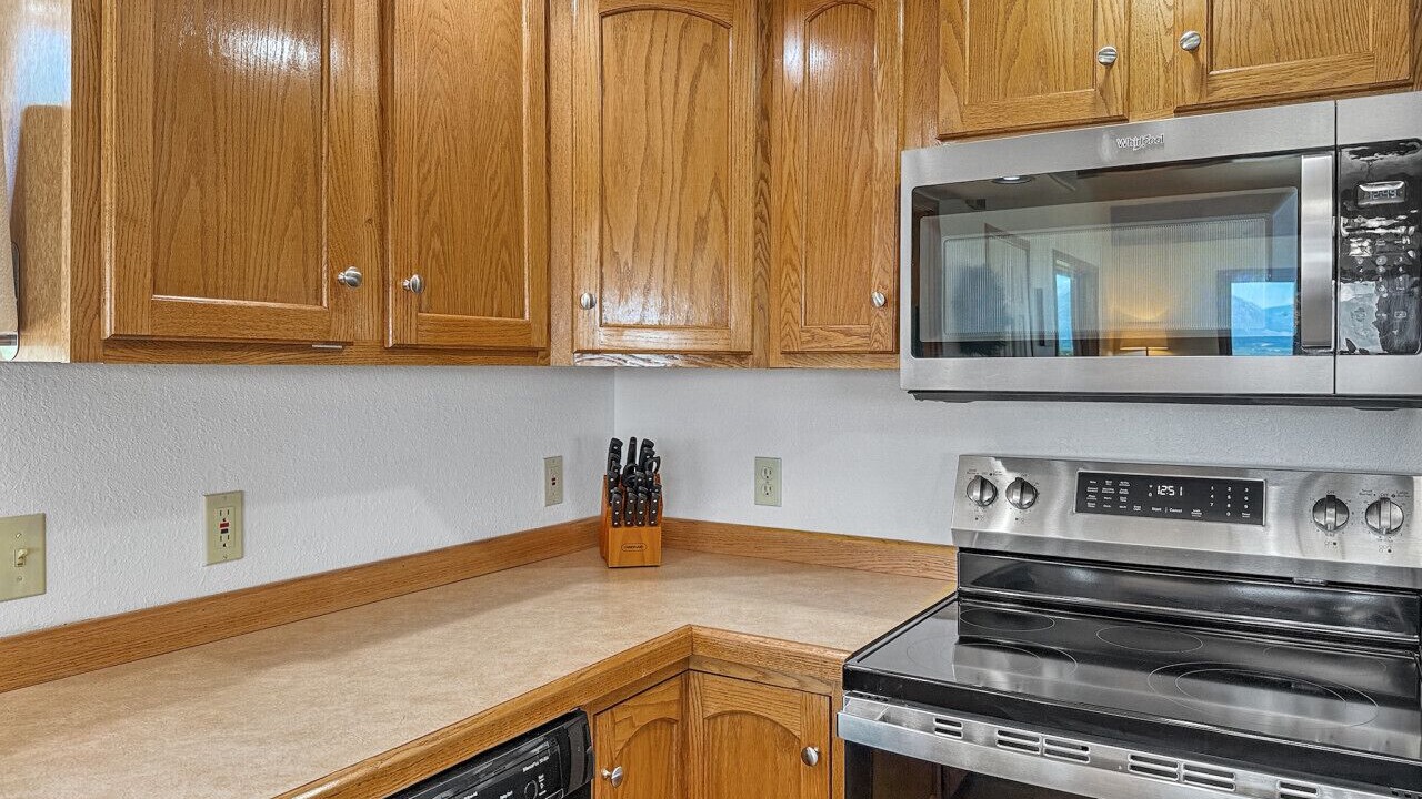 Photo of Kitchen in Lazear