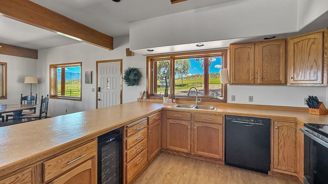 Photo of Kitchen in Lazear