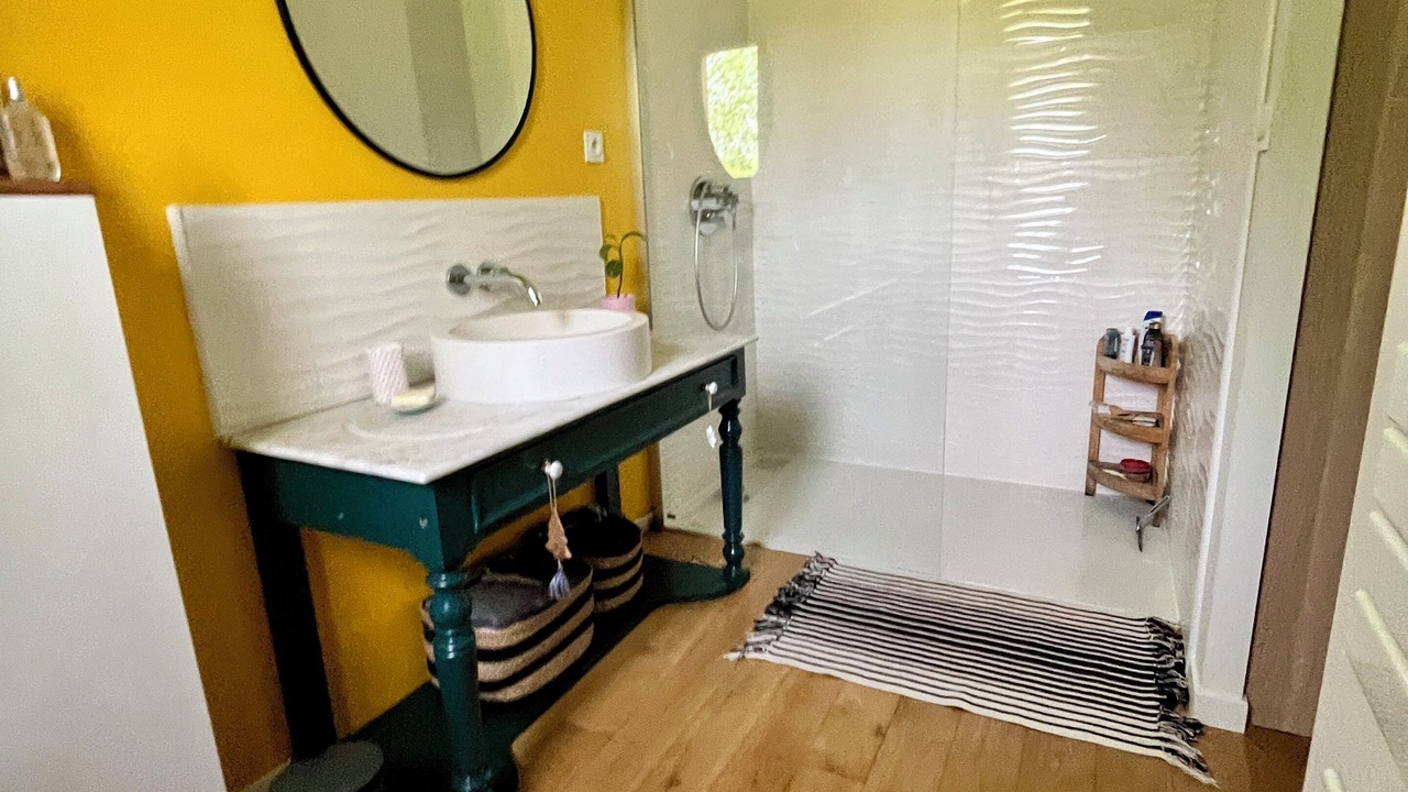 Photo of Bathroom in Corbarieu