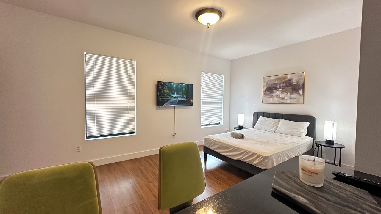 Photo of Bedroom in Town Square