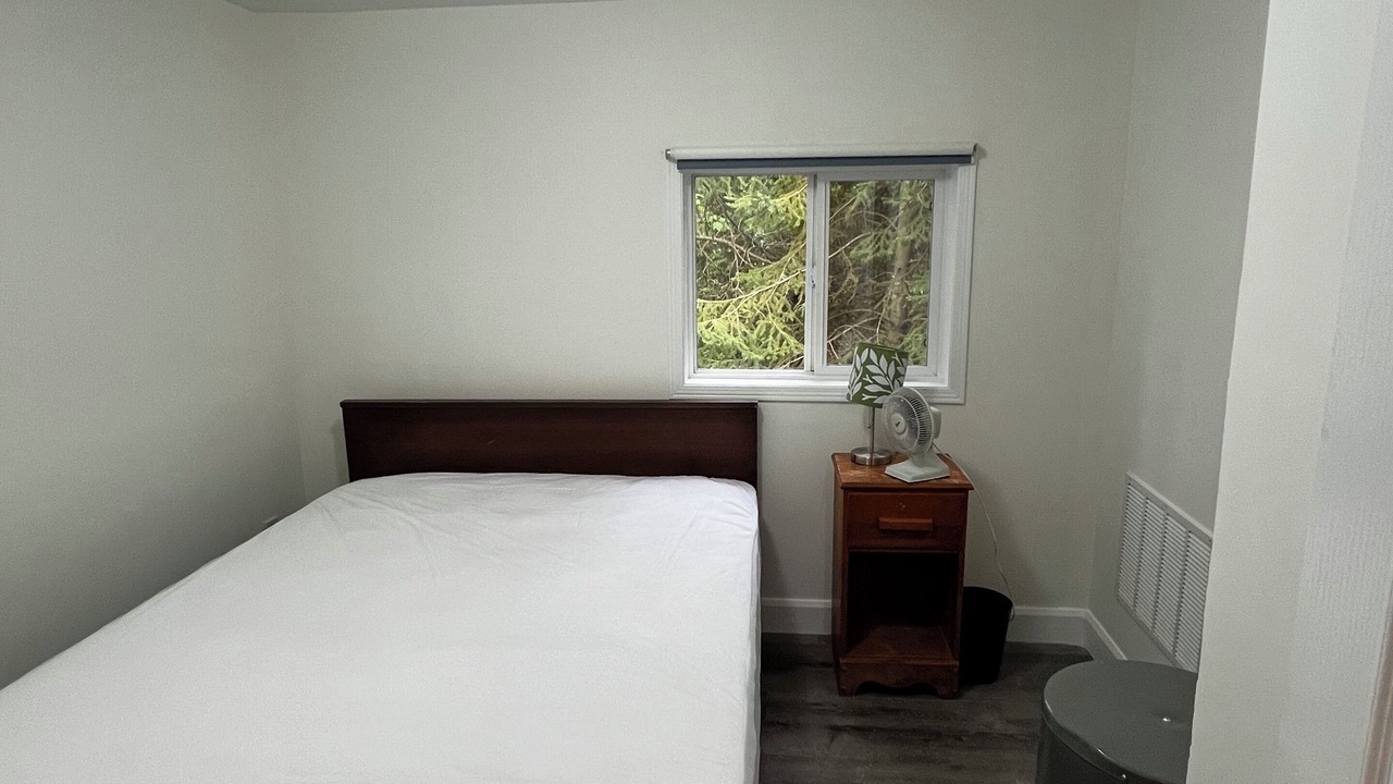 Photo of Bedroom in Clearview Township