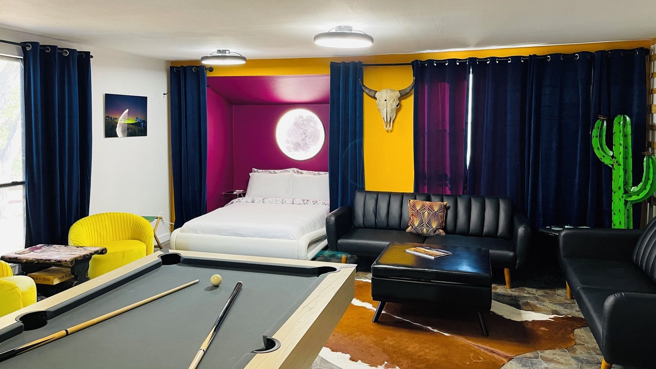 Photo of Bedroom in Whitney