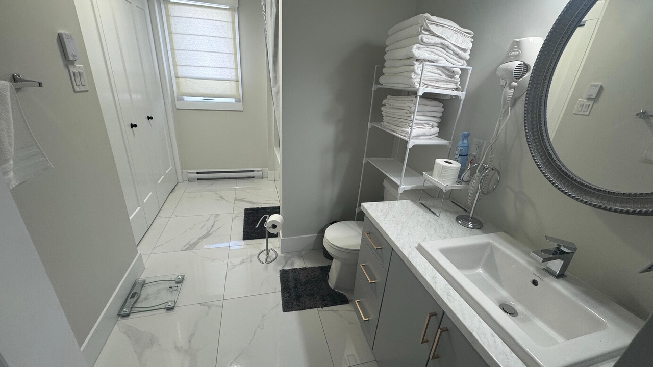 Photo of Bathroom in Dieppe