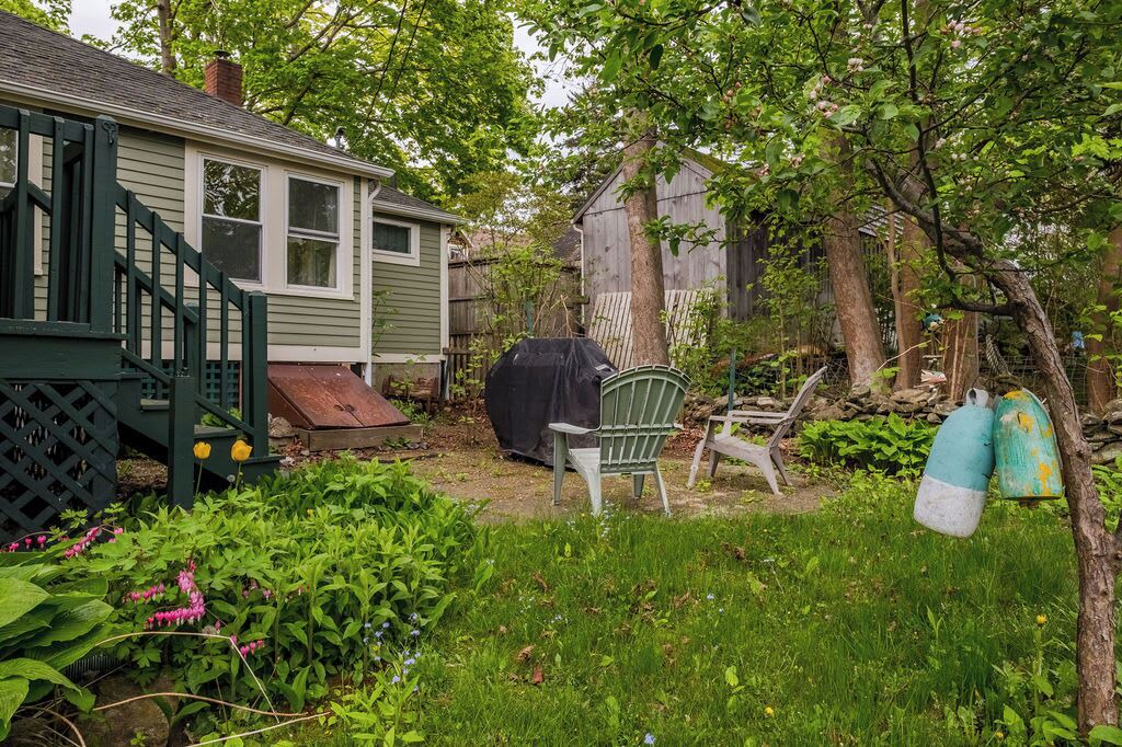 Photo of Patio Balcony in Peaks Island