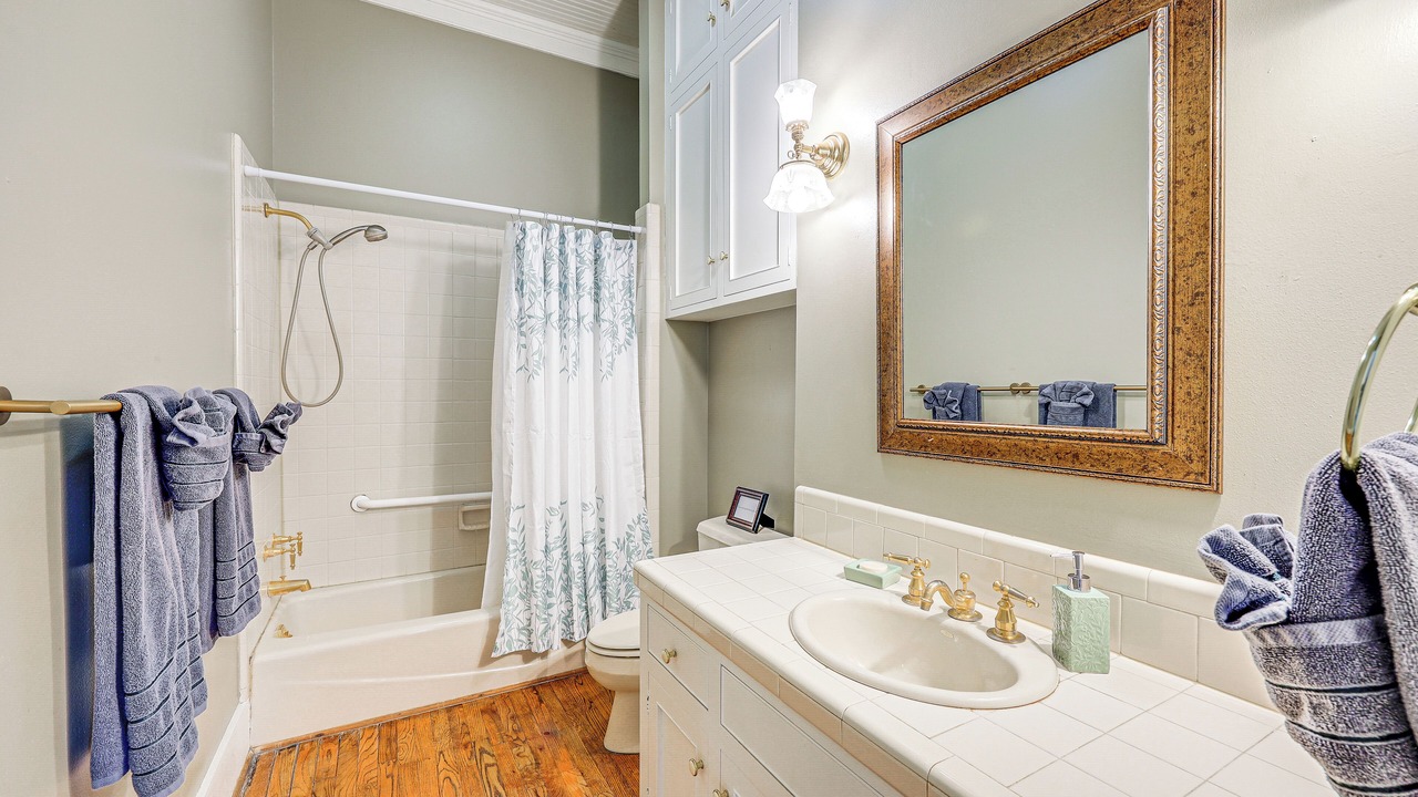 Photo of Bathroom in Hondo