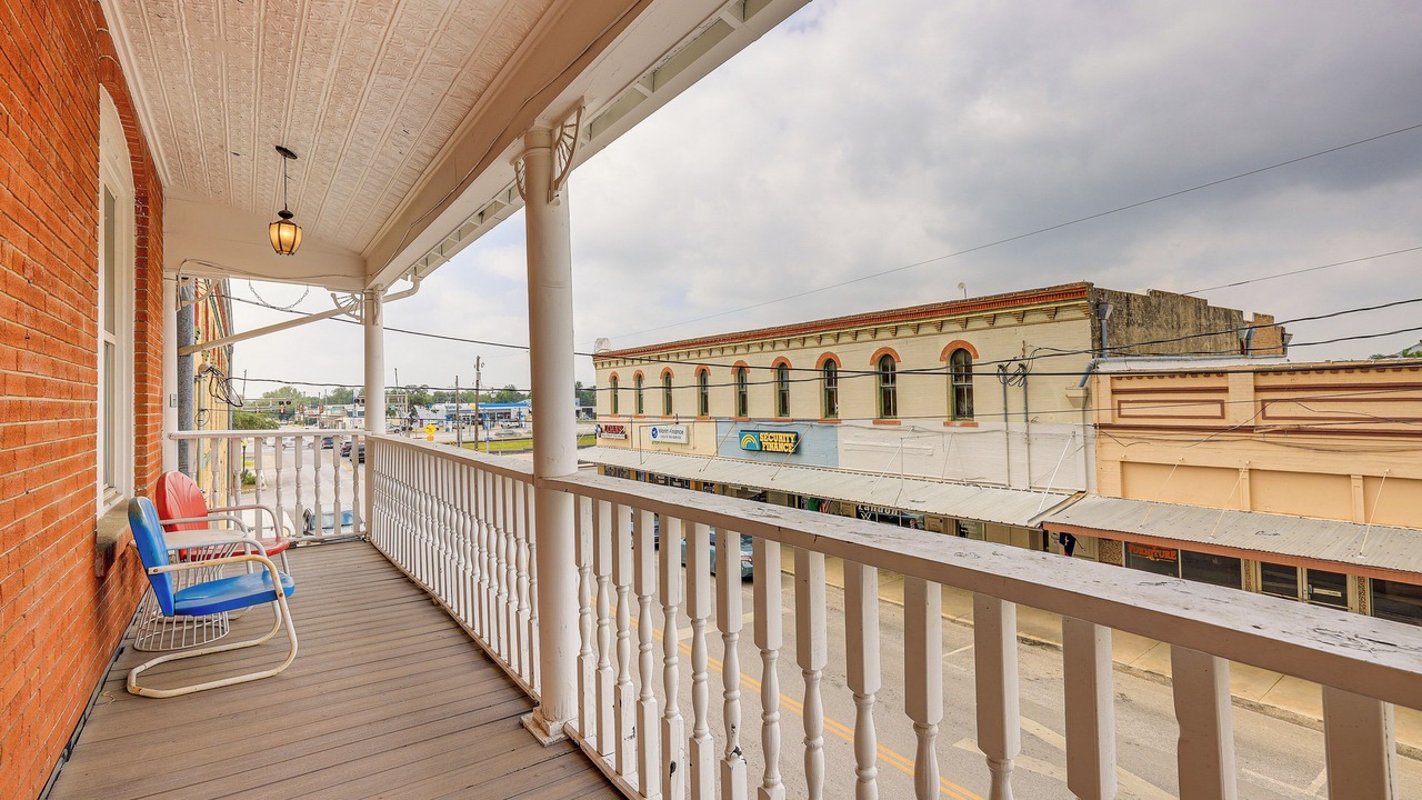 Photo of Patio Balcony in Hondo