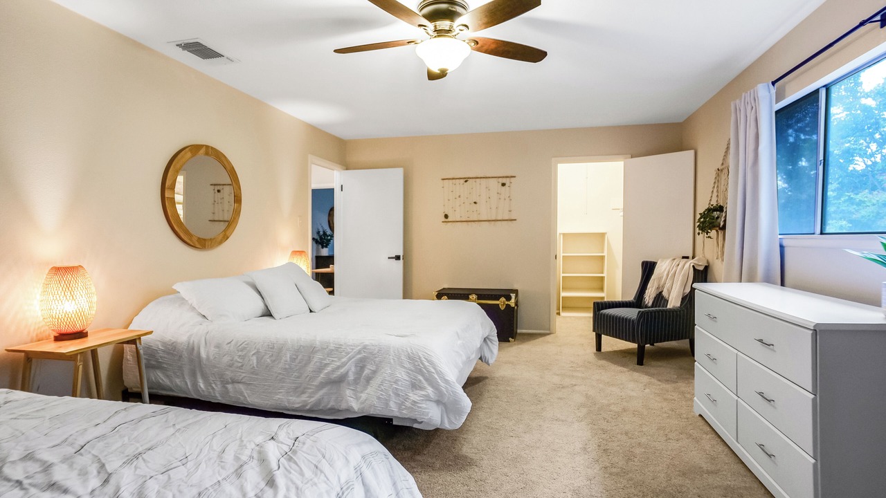 Photo of Bedroom in Vance Jackson
