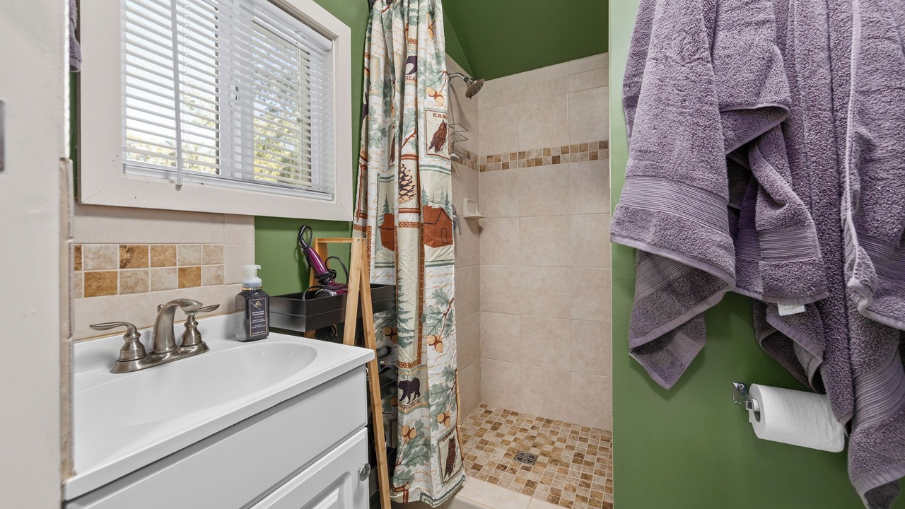 Photo of Bathroom in Frazier Park