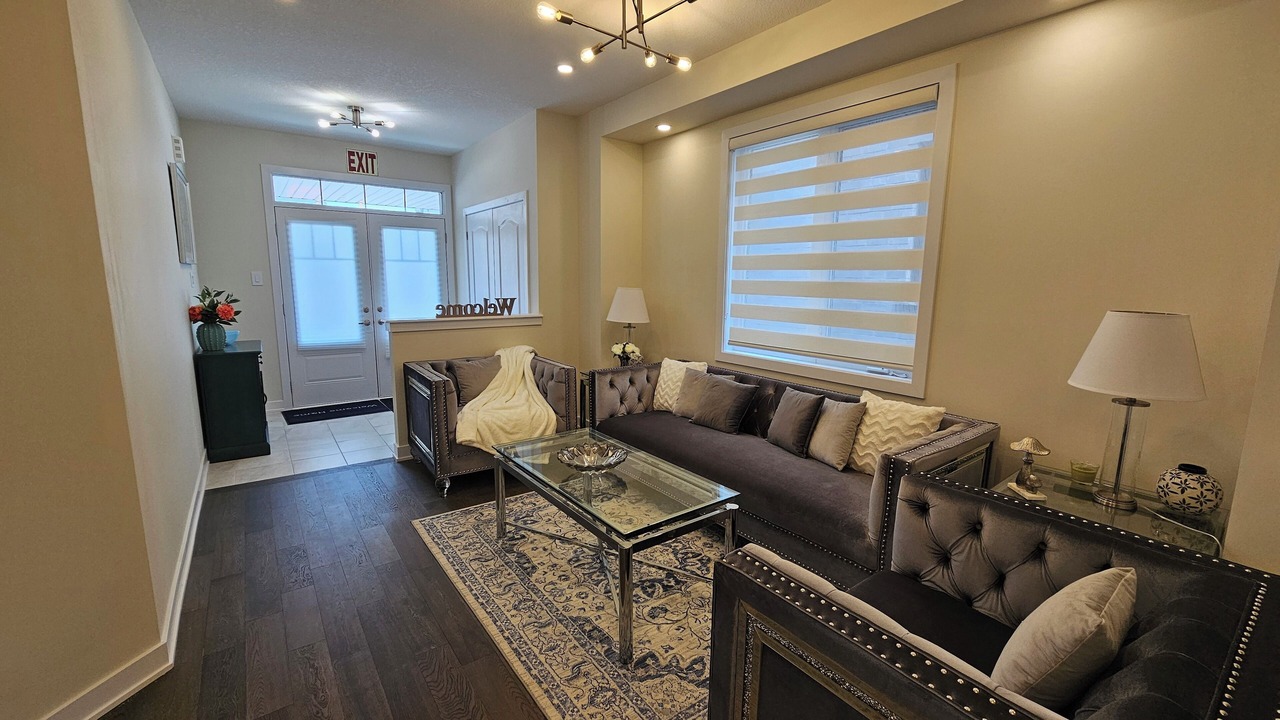 Photo of Livingroom in Welland
