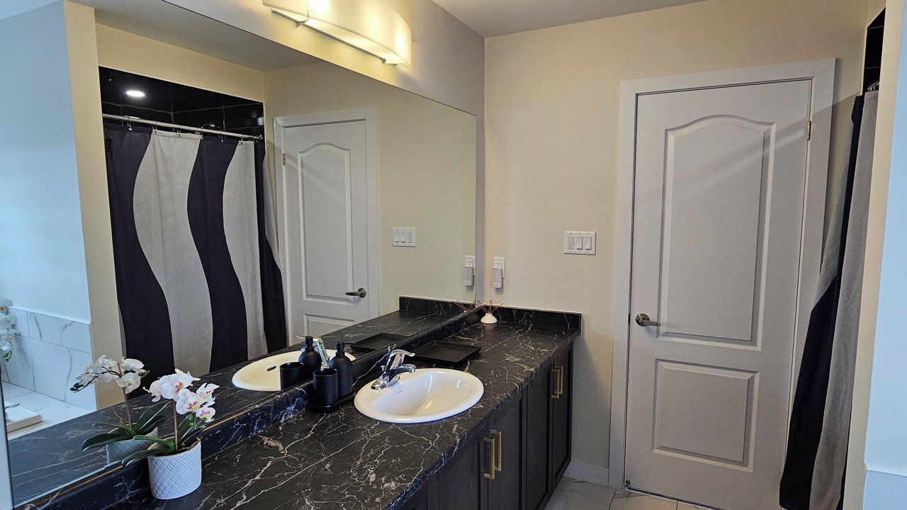 Photo of Bathroom in Welland