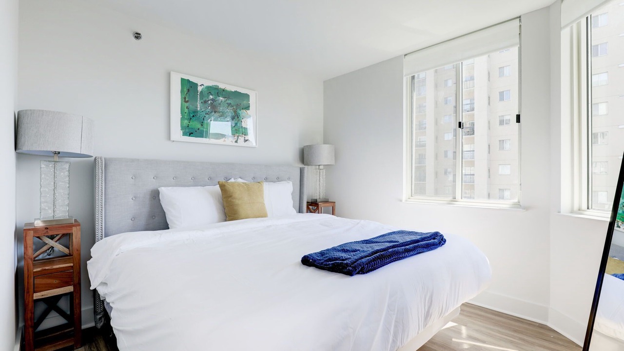 Photo of Bedroom in Crystal City