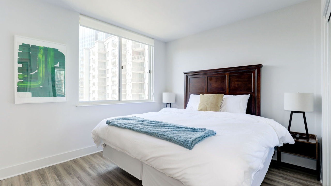 Photo of Bedroom in Crystal City