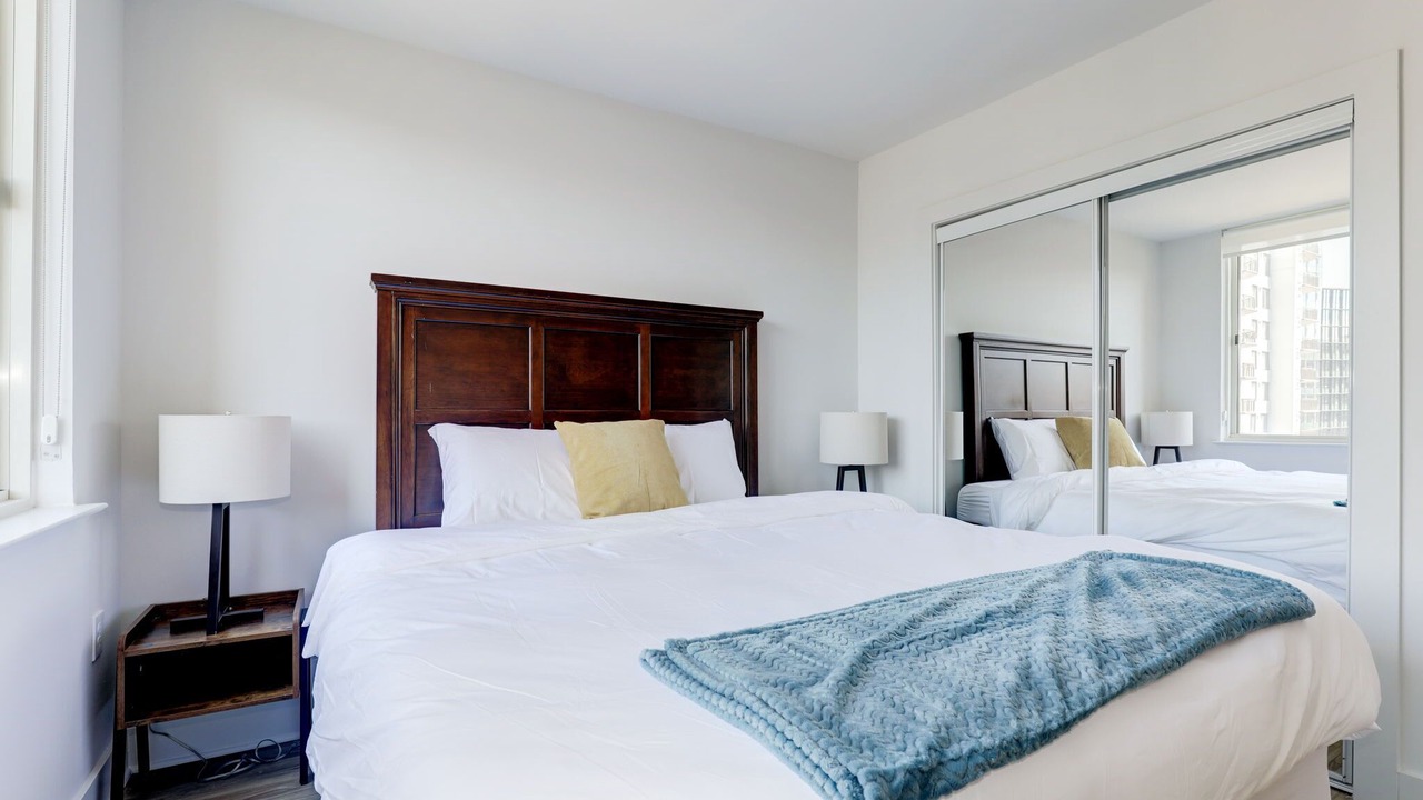 Photo of Bedroom in Crystal City