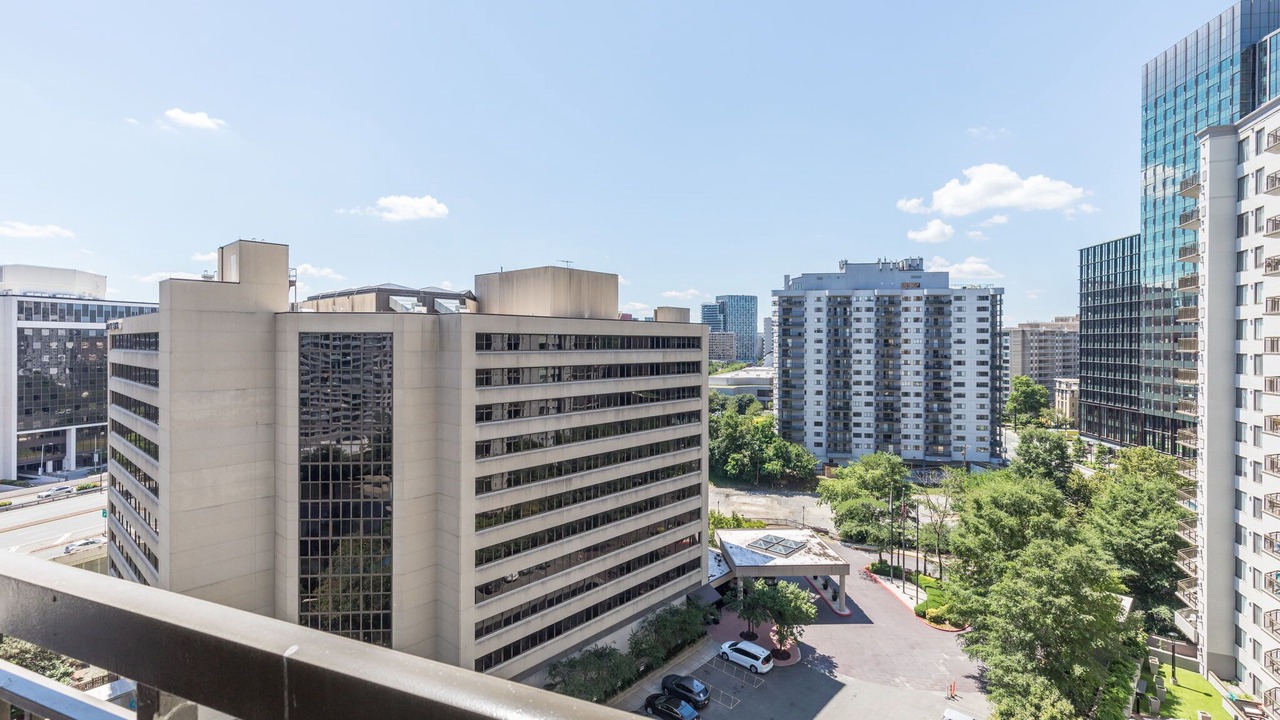 Photo of Outdoor in Crystal City