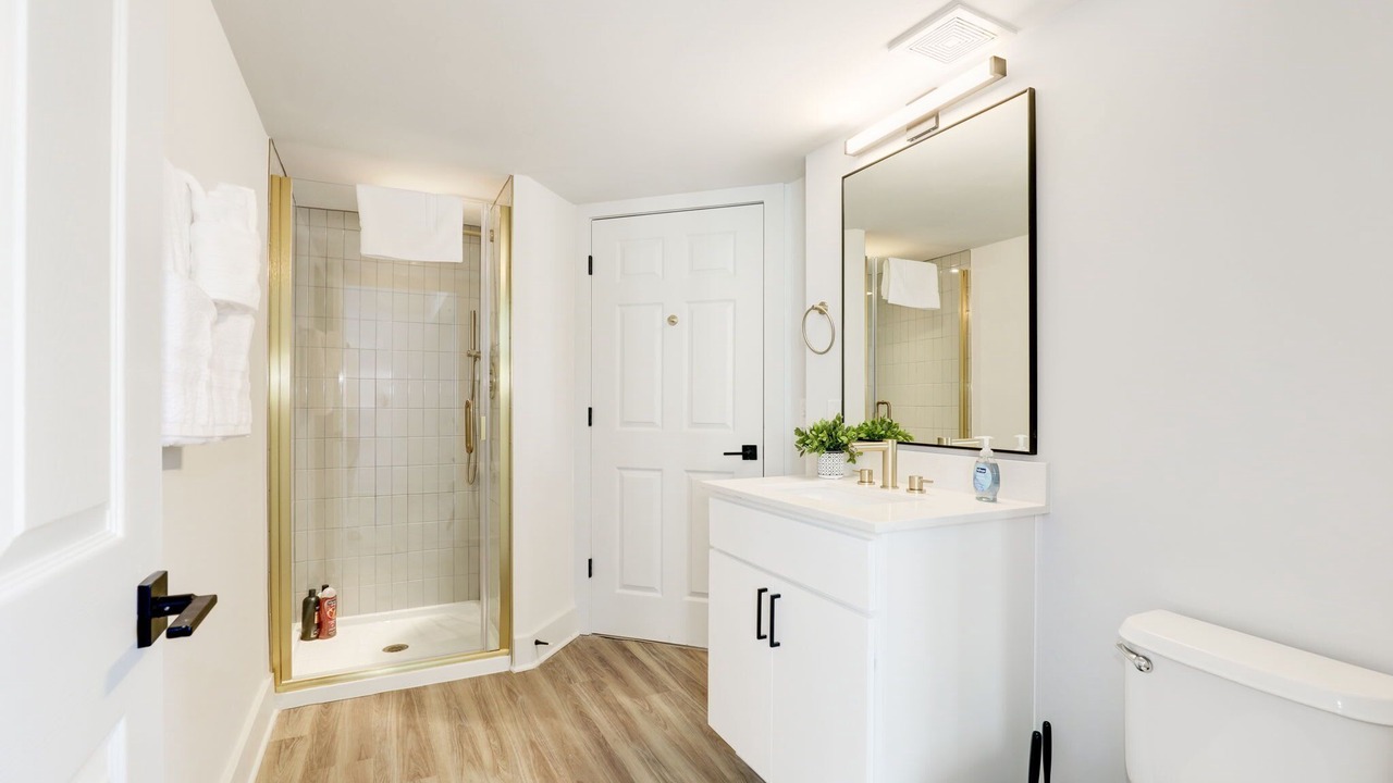 Photo of Bathroom in Crystal City