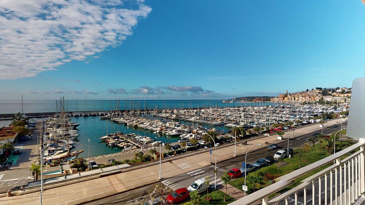 Photo of Others in Menton