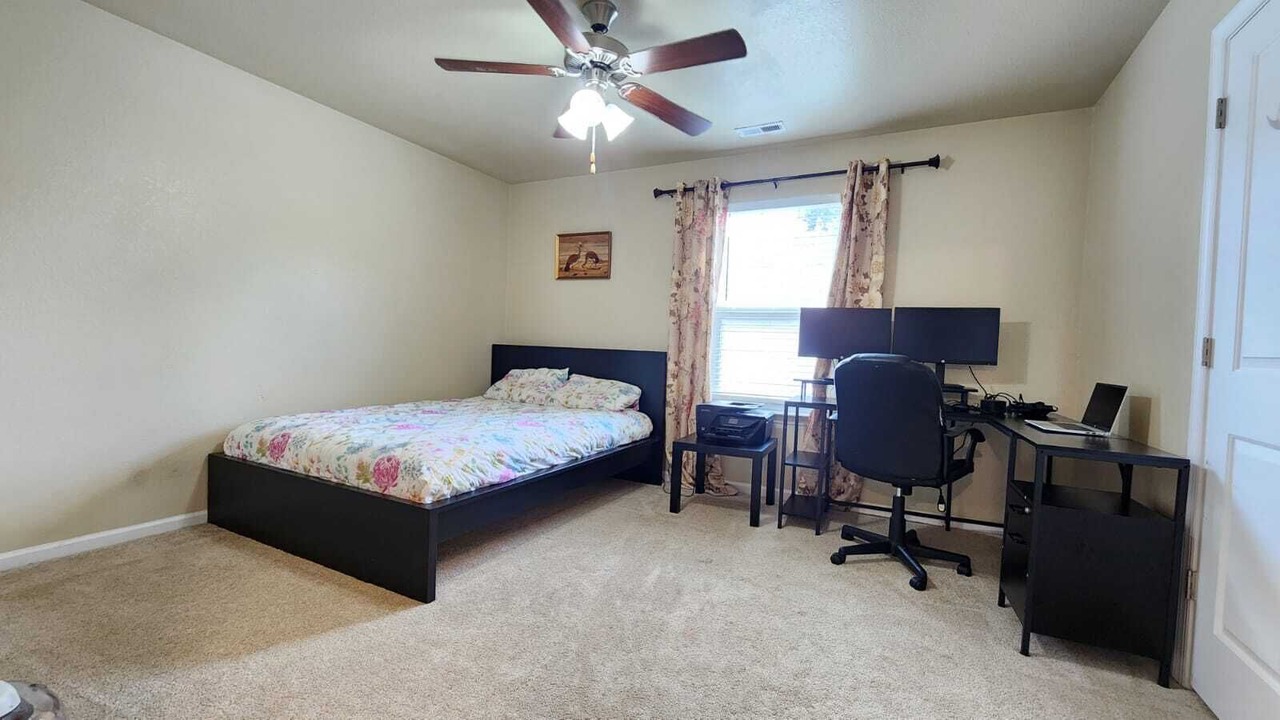 Photo of Bedroom in Chesapeake