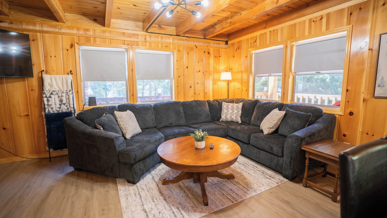 Photo of Livingroom in Strawberry