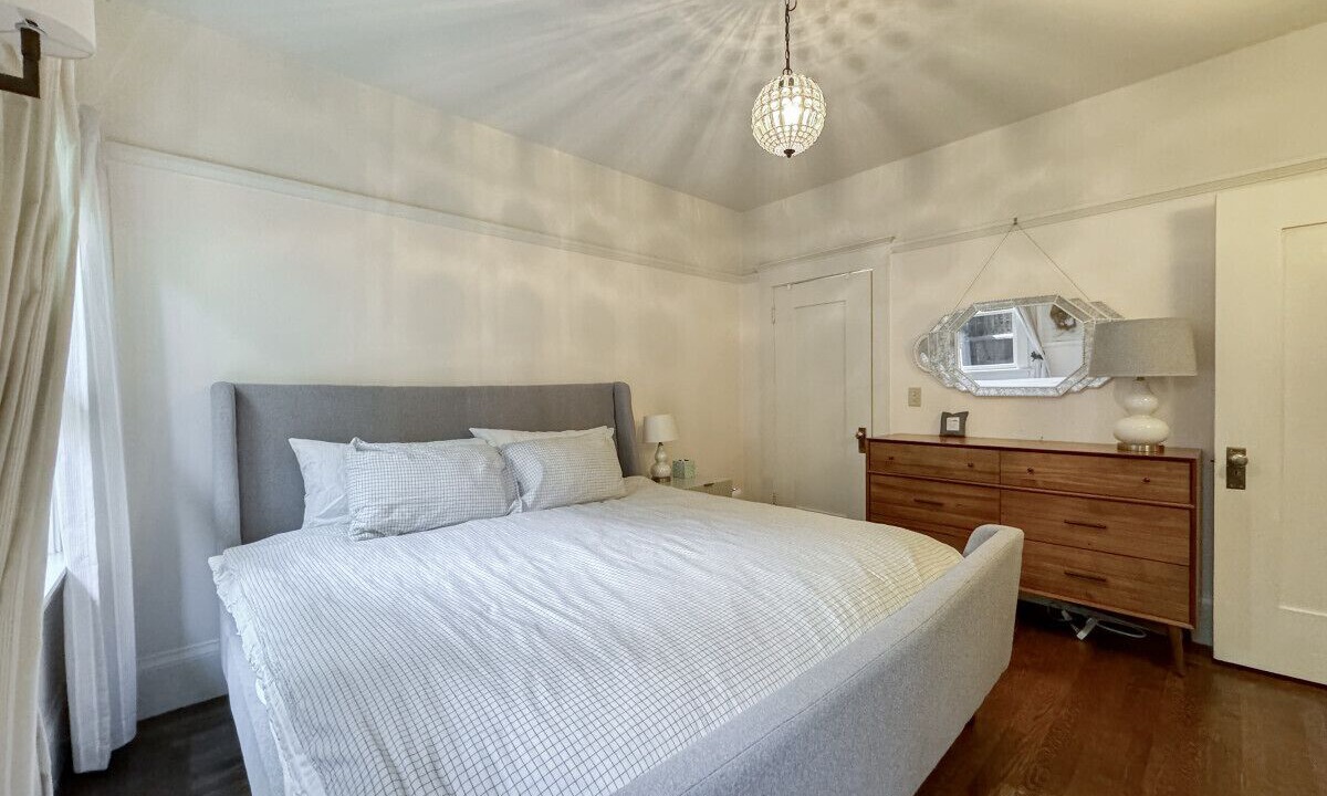 Photo of Bedroom in Central Berkeley