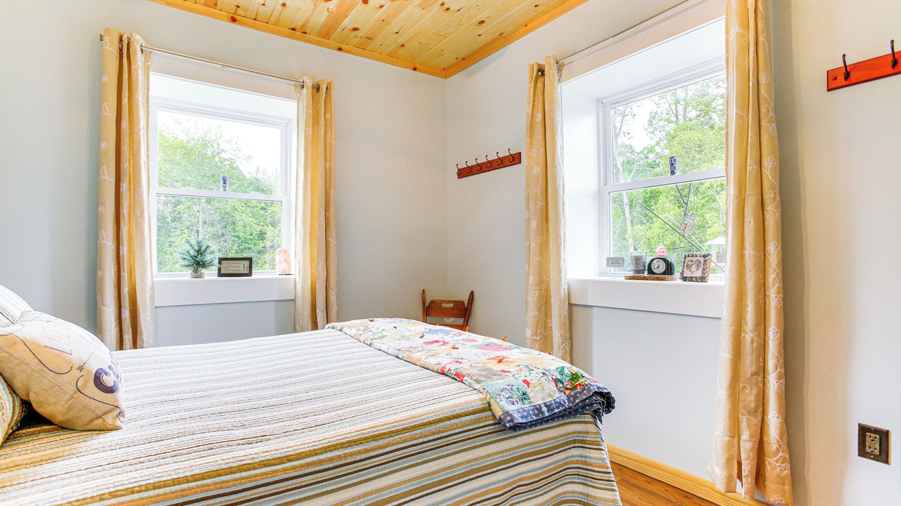 Photo of Bedroom in Marion