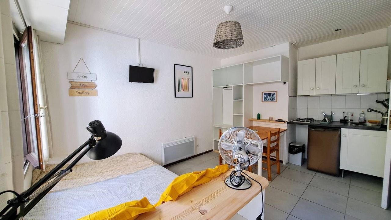 Photo of Bedroom in Lit-et-Mixe