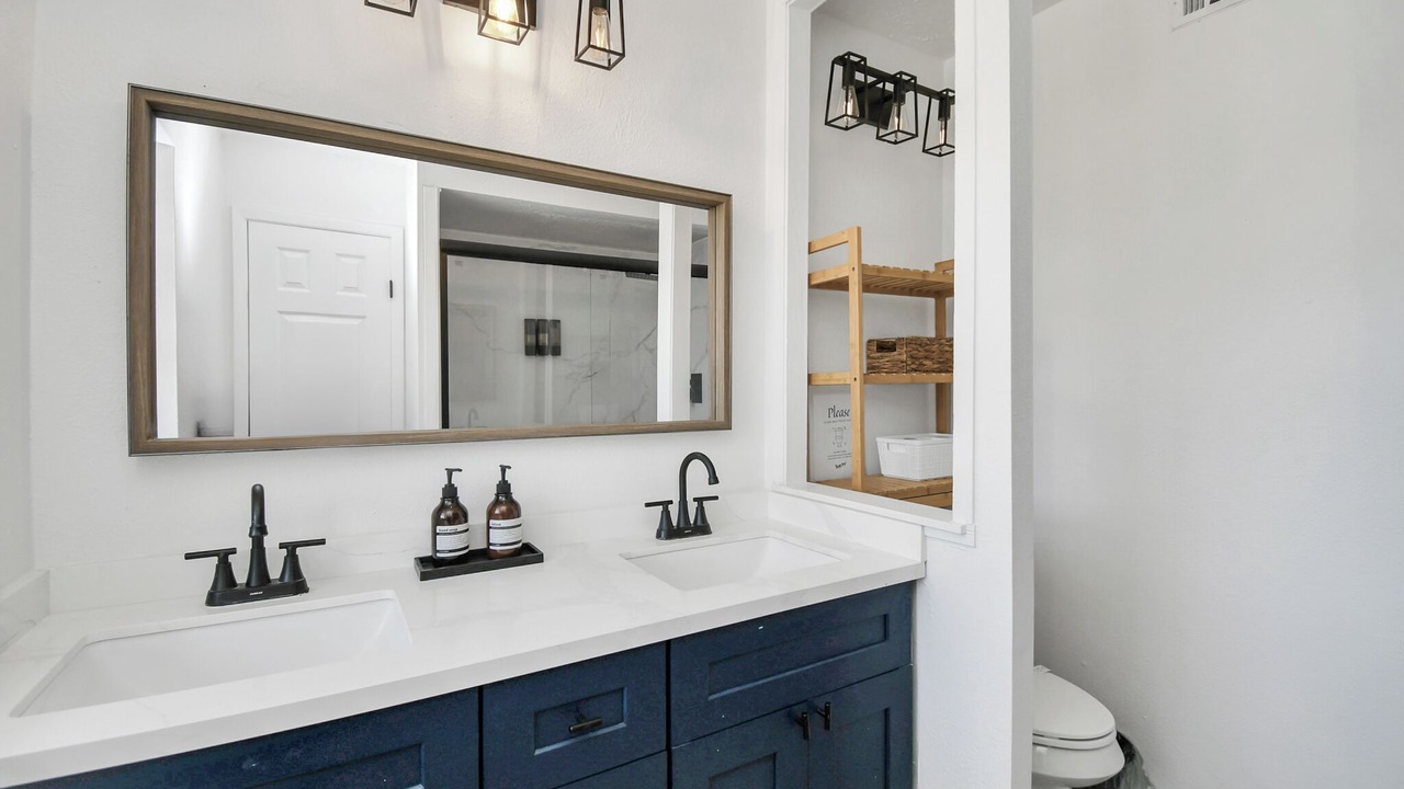 Photo of Bathroom in Meadows Place