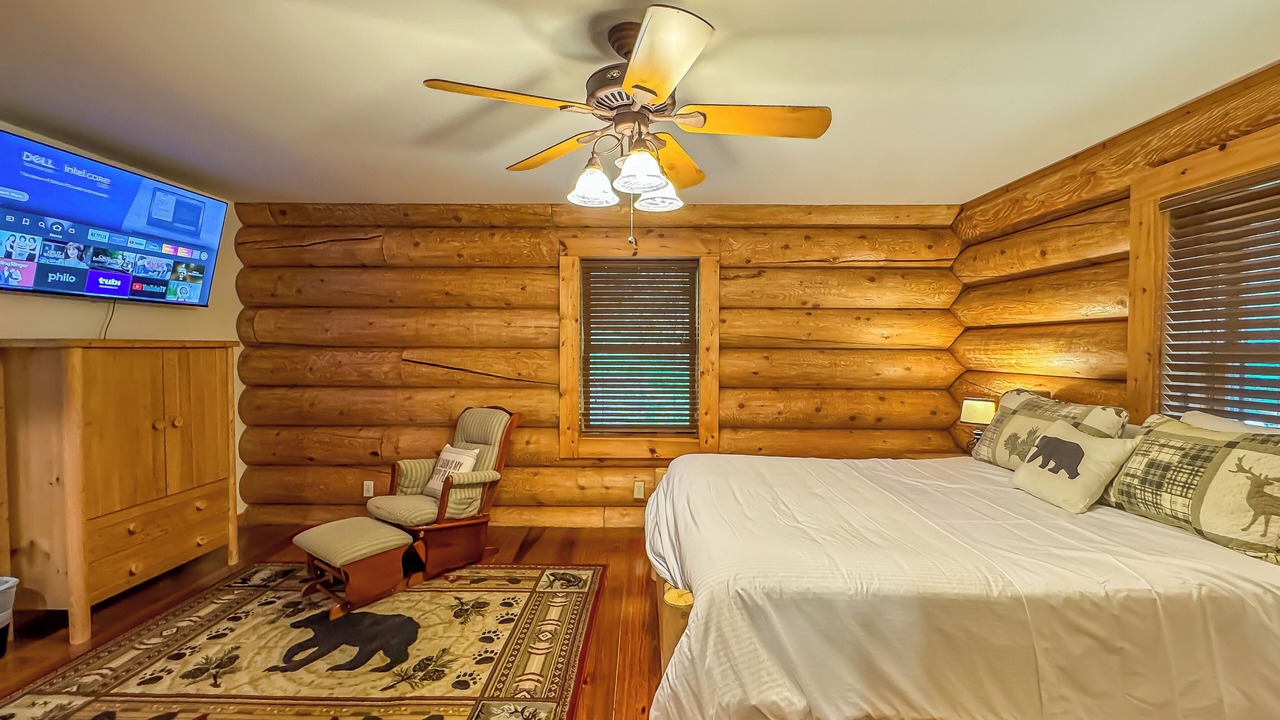 Photo of Bedroom in McHenry