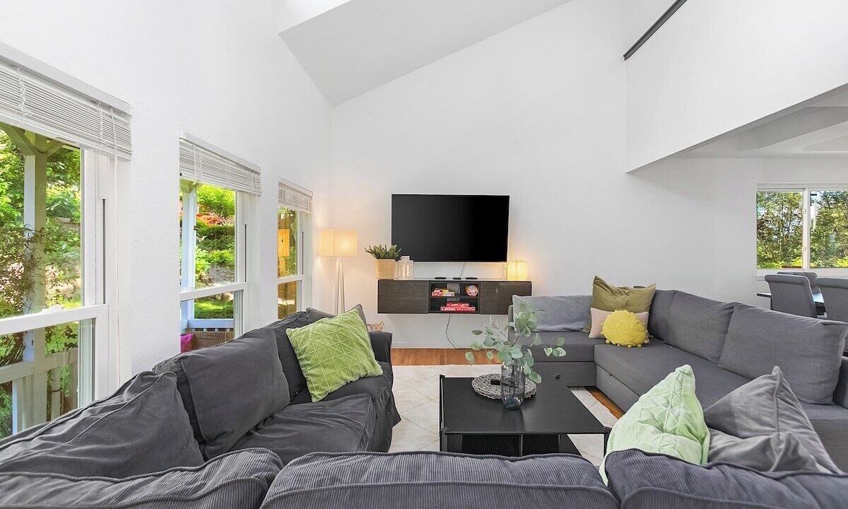 Photo of Livingroom in Renton