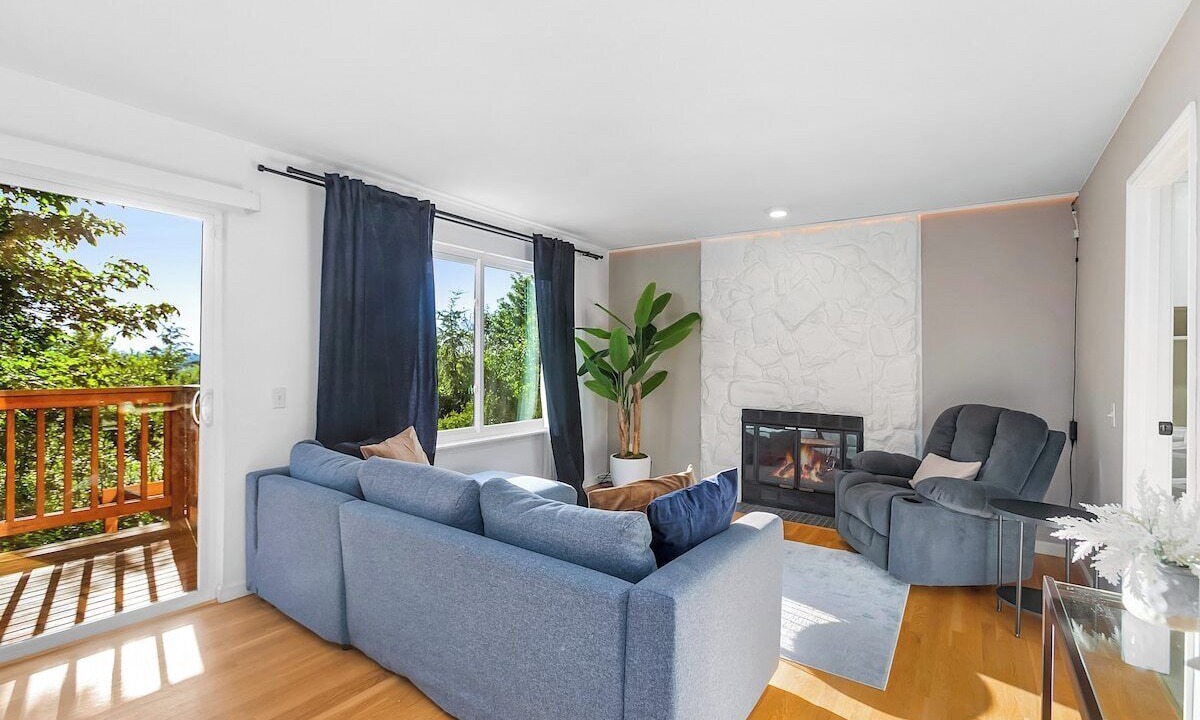 Photo of Livingroom in Renton